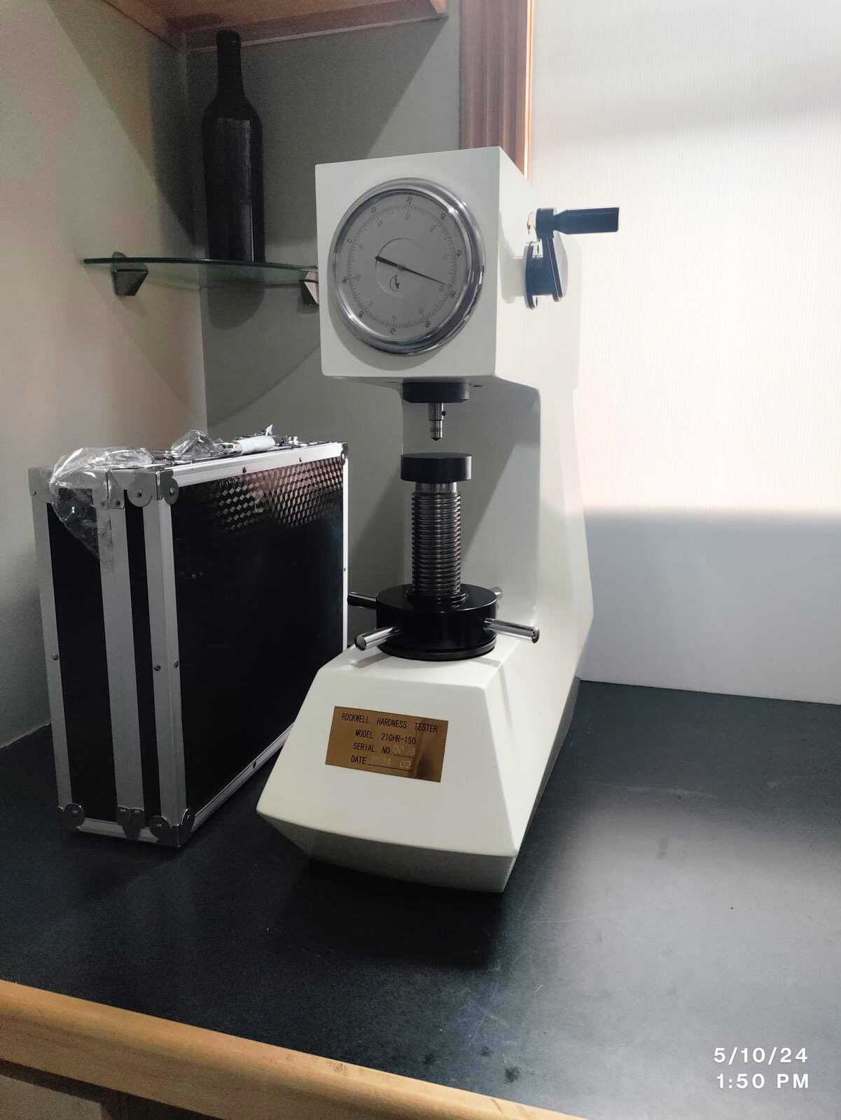 Rockwell Hardness Tester